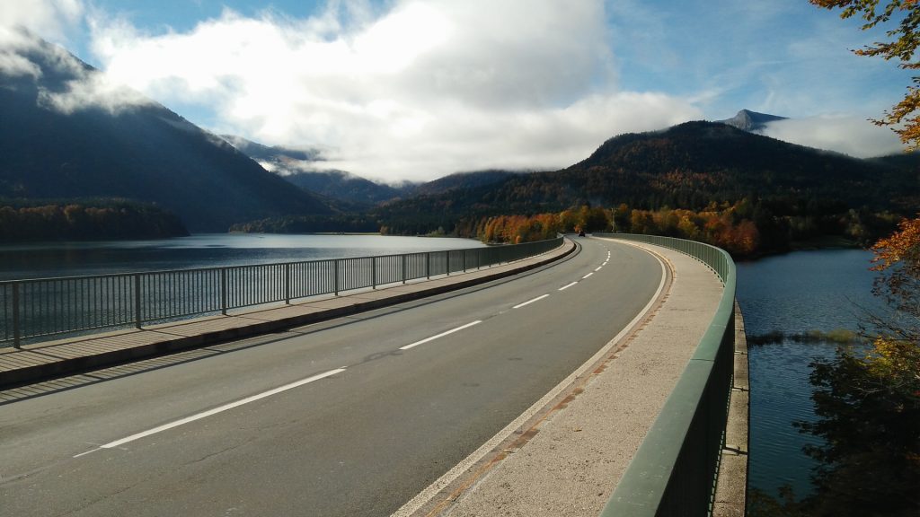 Brücke über den Sylvensteinspeicher